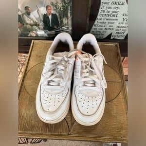 Nike Kids Shoes Air Force 1 Low Trainers Size 1.5Y White DH2925-111 Sneakers